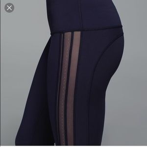 LULULEMON BLACK MESH SIDE LEGGINGS
